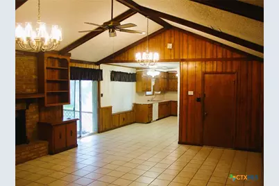 406 Sherwood Drive, Victoria, TX 77901 - Photo 3