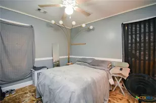 1804 E Guadalupe St, Victoria, TX 77901 - Photo 11