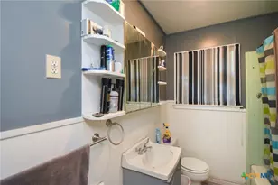 1804 E Guadalupe St, Victoria, TX 77901 - Photo 13