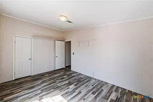 357 Dallas St, Bandera, TX 78003 - Photo 27