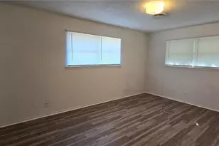 1611 N 10th St, Killeen, TX 76541 - Photo 19