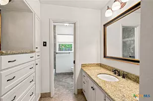 2201 College Dr, Victoria, TX 77901 - Photo 15