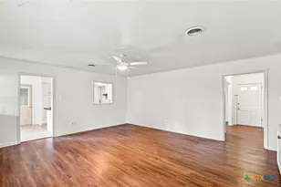 2201 College Dr, Victoria, TX 77901 - Photo 17