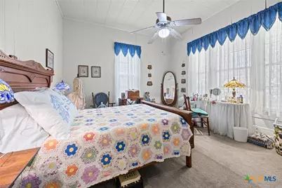 1011 N 15th Street, Temple, TX 76501 - Photo 9