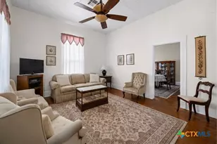 1011 N 15th St, Temple, TX 76501 - Photo 3