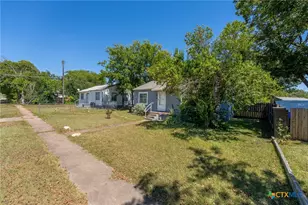 1802 N 10th St, Killeen, TX 76541 - Photo 3