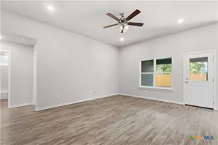 216 W Ruby Rd, Harker Heights, TX 76548 - Photo 5