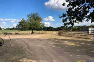1204 Fm 2095, Cameron, TX 76520 - Photo 31