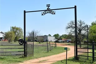 1204 Fm 2095, Cameron, TX 76520 - Photo 1