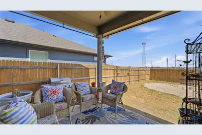 437 Signe, Seguin, TX 78155 - Photo 31