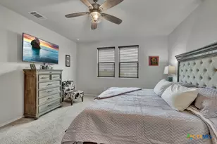 437 Signe, Seguin, TX 78155 - Photo 19