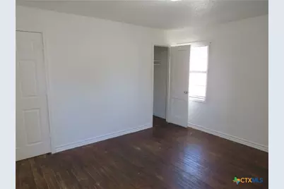 1305 S 5th Street, Temple, TX 76504 - Photo 11