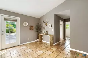 162 Arnold Dr, Canyon Lake, TX 78133 - Photo 5