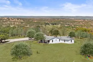 158 Watch Hl Ln, Stonewall, TX 78671 - Photo 3