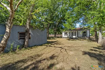 1803 N Fannin Avenue, Cameron, TX 76520 - Photo 21