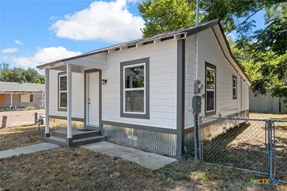 1803 N Fannin Avenue, Cameron, TX 76520 - Photo 3