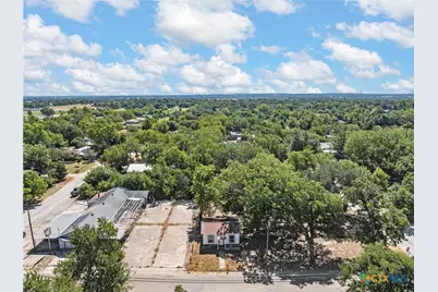 1803 N Fannin Avenue, Cameron, TX 76520 - Photo 23
