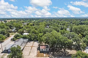 1803 N Fannin Ave, Cameron, TX 76520 - Photo 23