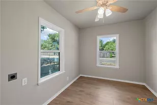 1803 N Fannin Ave, Cameron, TX 76520 - Photo 13