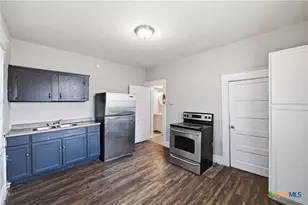 214 E Huff Ave, San Antonio, TX 78214 - Photo 17