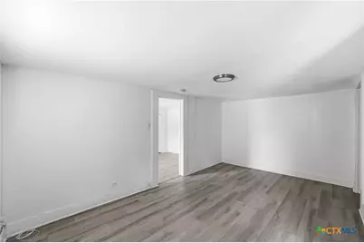 214 E Huff Avenue, San Antonio, TX 78214 - Photo 25