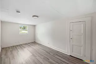 214 E Huff Ave, San Antonio, TX 78214 - Photo 33