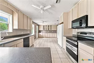 609 Hastings Rd, Belton, TX 76513 - Photo 15