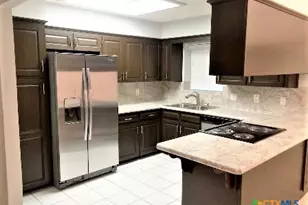 113 E Blancas Dr, Copperas Cove, TX 76522 - Photo 5