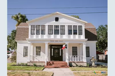 308 W Stayton Avenue, Victoria, TX 77901 - Photo 1