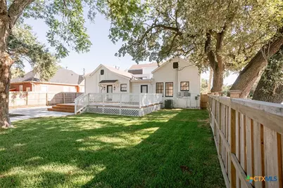 308 W Stayton Avenue, Victoria, TX 77901 - Photo 39