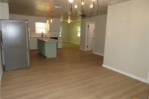 1607 N 24th St, Killeen, TX 76541 - Photo 5