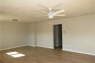 1607 N 24th St, Killeen, TX 76541 - Photo 3