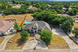 3917 Walden Creek Crossing, Harker Heights, TX 76548 - Photo 39