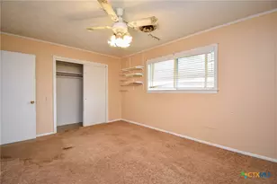 2215 Larry Dr, Port Lavaca, TX 77979 - Photo 5