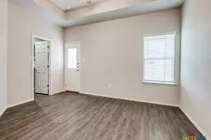 626 Heathers Wy, Seguin, TX 78155 - Photo 7