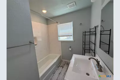 111 N 16th Street, Gatesville, TX 76528 - Photo 17