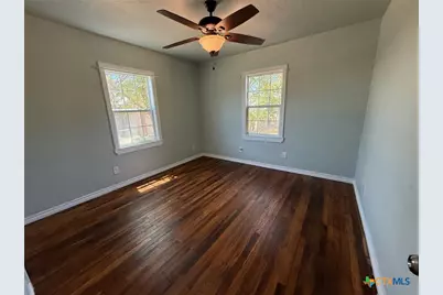 111 N 16th Street, Gatesville, TX 76528 - Photo 15