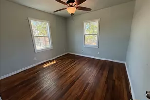 111 N 16th St, Gatesville, TX 76528 - Photo 15