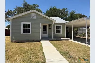 111 N 16th Street, Gatesville, TX 76528 - Photo 1