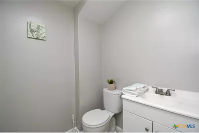 6801 N Navarro Street #A, Victoria, TX 77904 - Photo 9