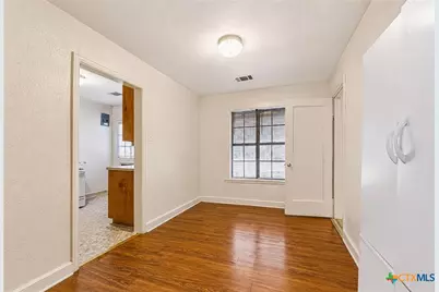 810 N 8th Street, Temple, TX 76501 - Photo 9