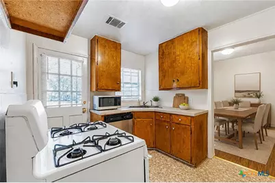 810 N 8th Street, Temple, TX 76501 - Photo 15