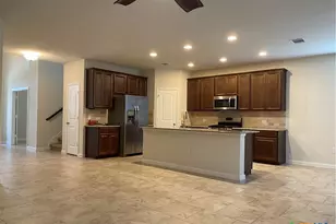 365 Orion Dr, New Braunfels, TX 78130 - Photo 3