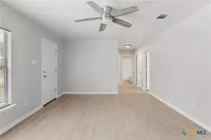 108 Gm Ln, San Marcos, TX 78666 - Photo 7