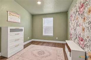 908 Gerardia Ct, Seguin, TX 78155 - Photo 9