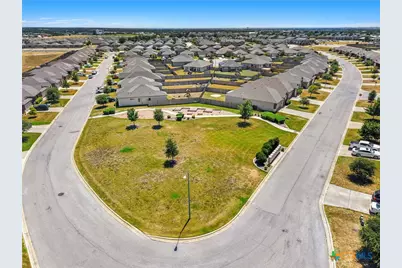 1009 Spring Terrace Loop, Temple, TX 76502 - Photo 33