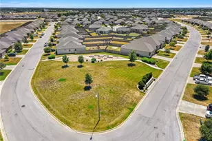 1009 Spring Terrace Loop, Temple, TX 76502 - Photo 33