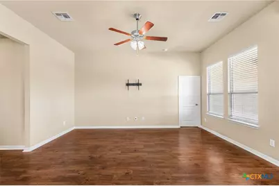 1009 Spring Terrace Loop, Temple, TX 76502 - Photo 5