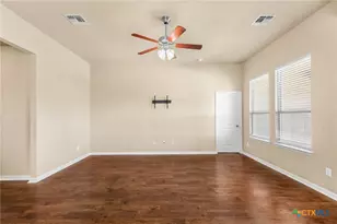 1009 Spring Terrace Loop, Temple, TX 76502 - Photo 5
