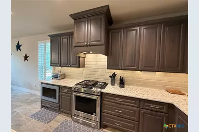 3891 Potters Creek Road, Canyon Lake, TX 78133 - Photo 15